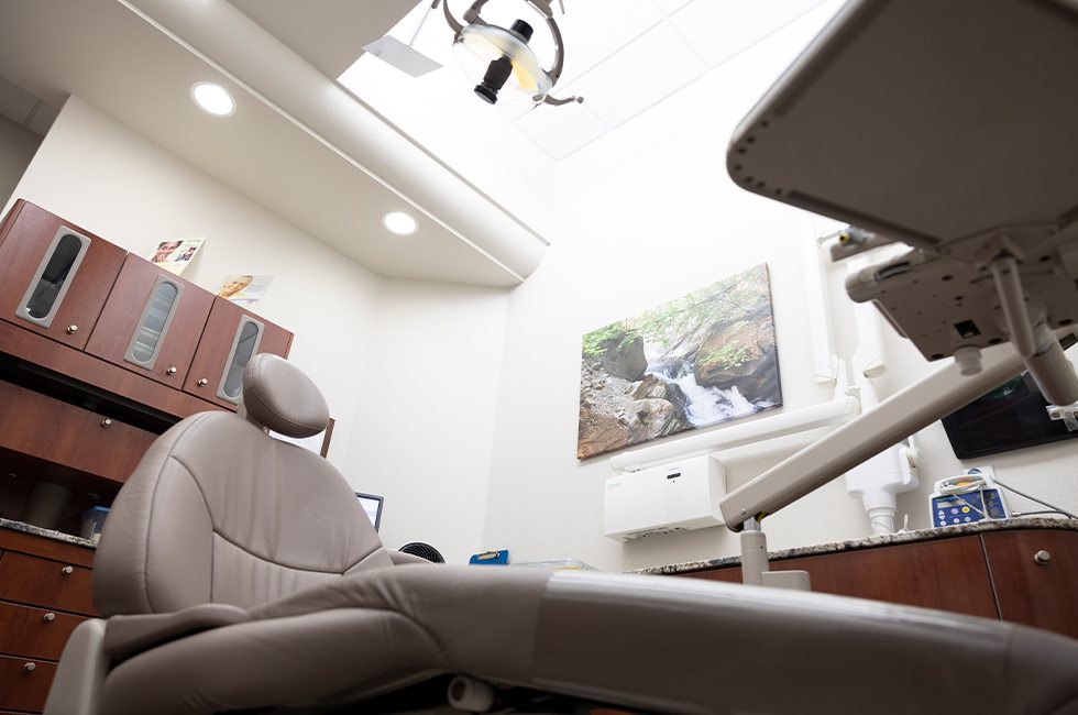 Dental treatment chair